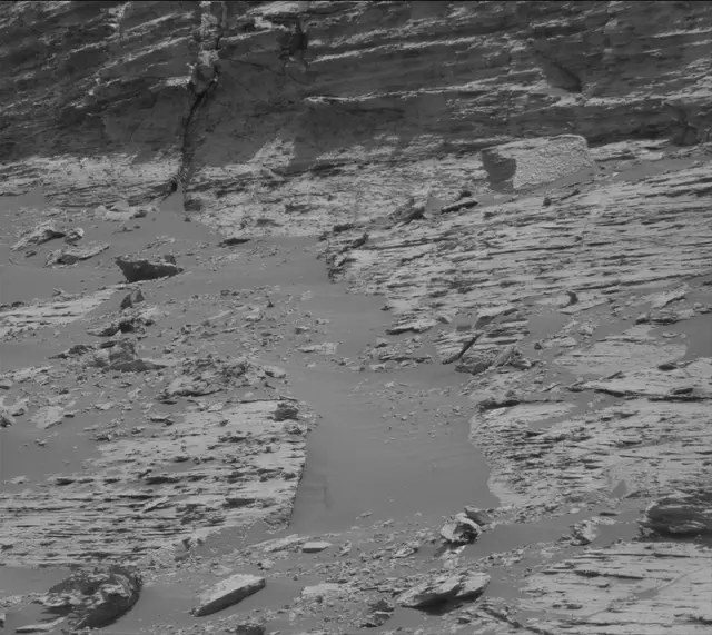 Sol 2744: Mast Camera (Mastcam)