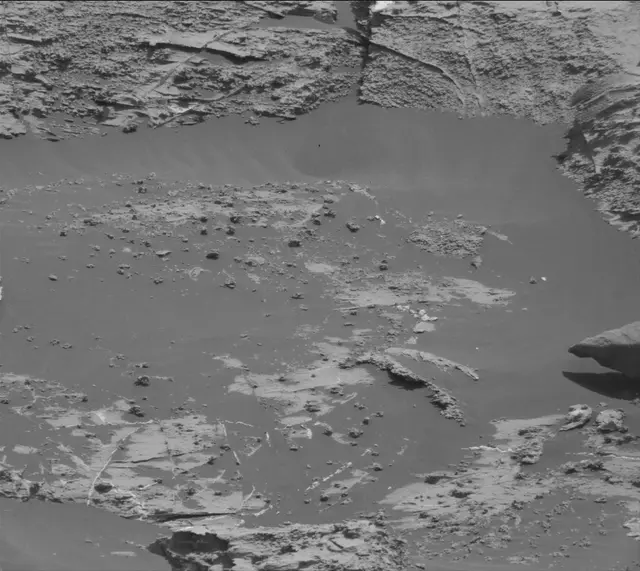 Sol 2744: Mast Camera (Mastcam)