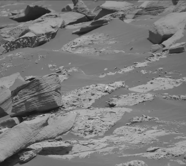Sol 2744: Mast Camera (Mastcam)
