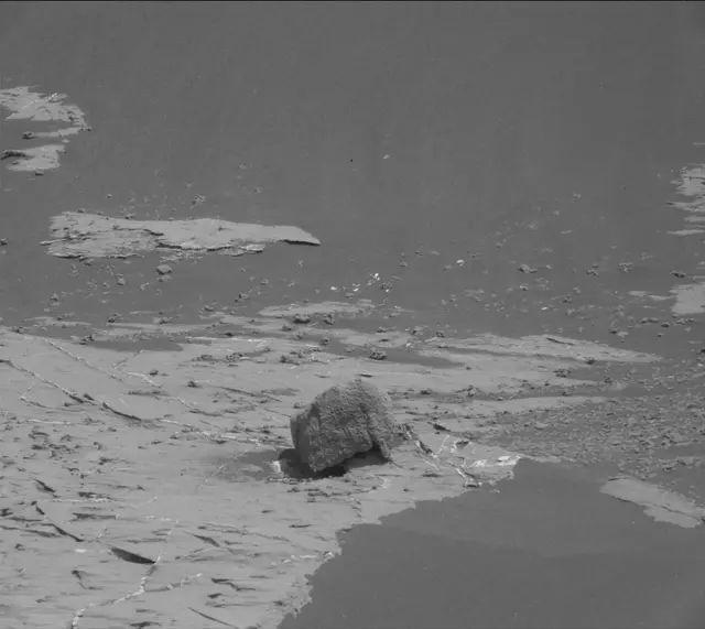 Sol 2744: Mast Camera (Mastcam)