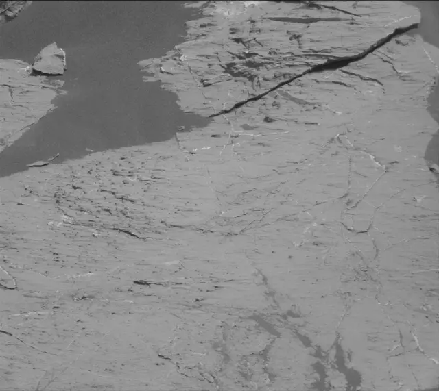 Sol 2744: Mast Camera (Mastcam)