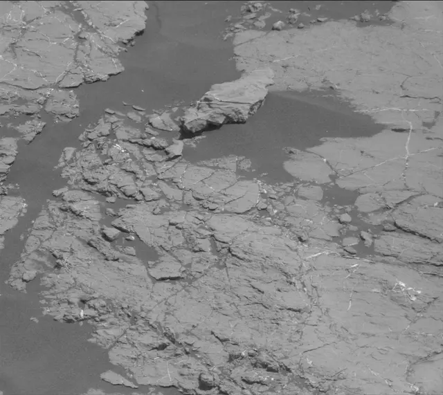 Sol 2744: Mast Camera (Mastcam)