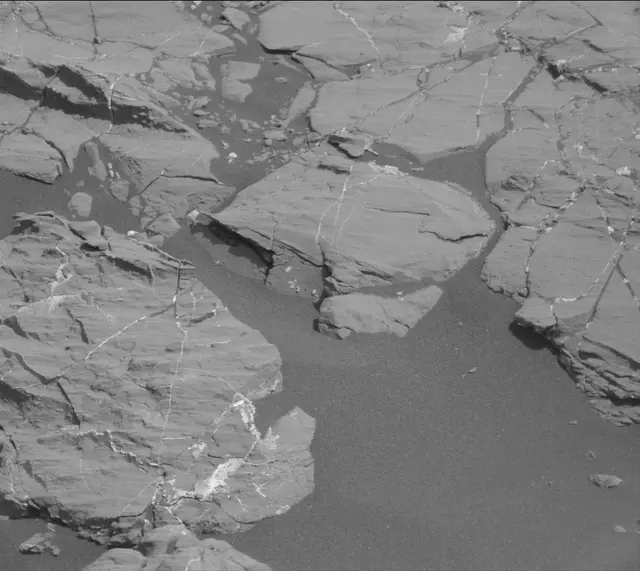 Sol 2744: Mast Camera (Mastcam)