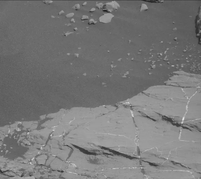 Sol 2744: Mast Camera (Mastcam)