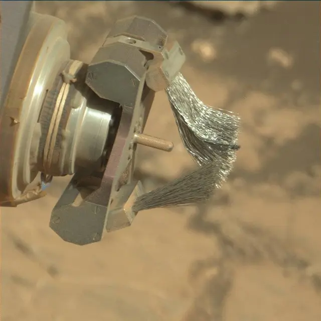 Sol 2744: Mast Camera (Mastcam)