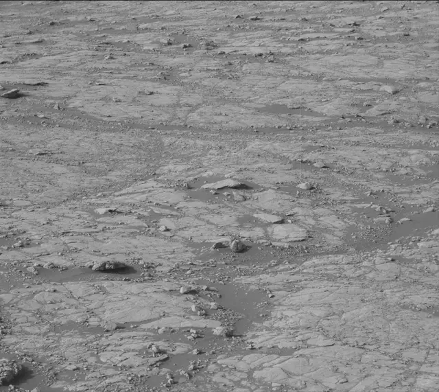 Sol 2745: Mast Camera (Mastcam)