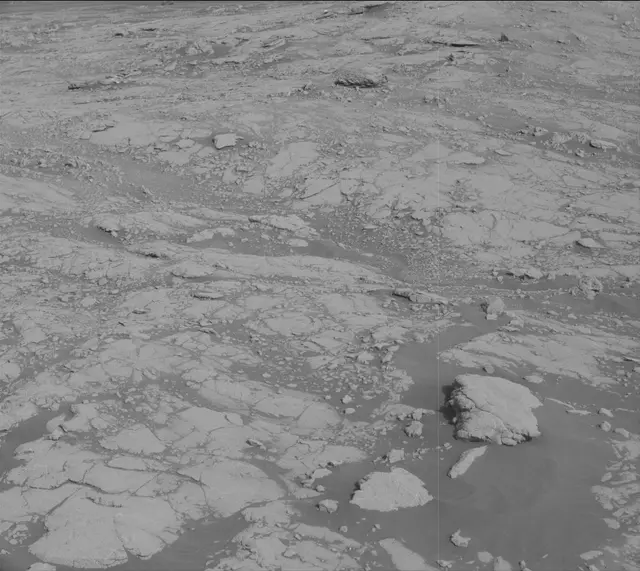 Sol 2745: Mast Camera (Mastcam)