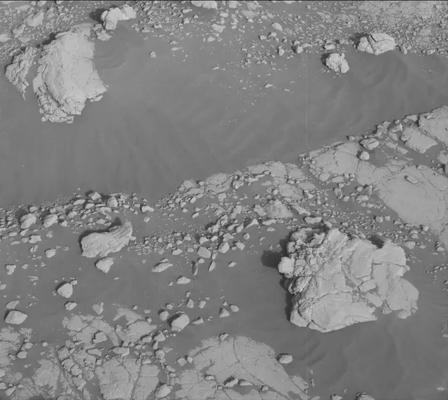 Sol 2745: Mast Camera (Mastcam)