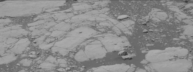 Sol 2747: Mast Camera (Mastcam)