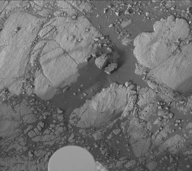Sol 2747: Mast Camera (Mastcam)