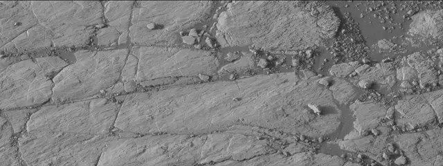 Sol 2747: Mast Camera (Mastcam)