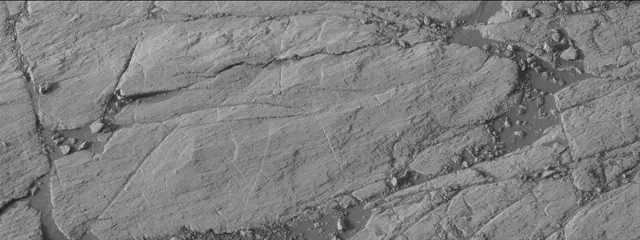 Sol 2747: Mast Camera (Mastcam)