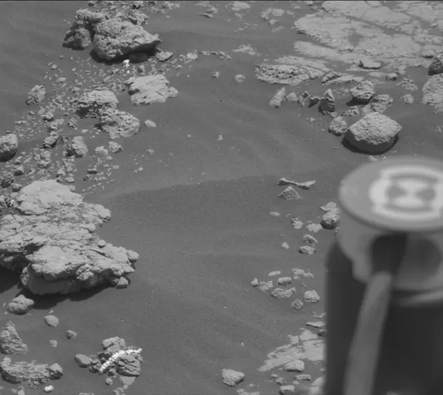 Sol 2747: Mast Camera (Mastcam)