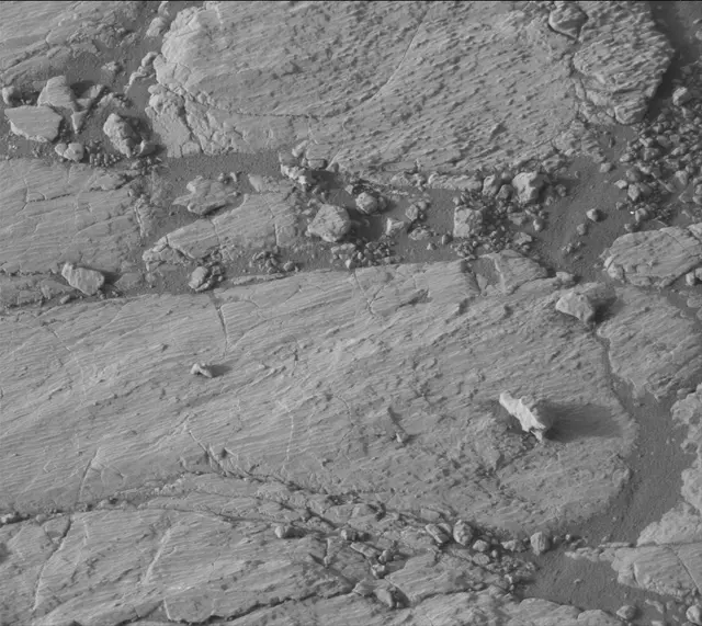 Sol 2747: Mast Camera (Mastcam)