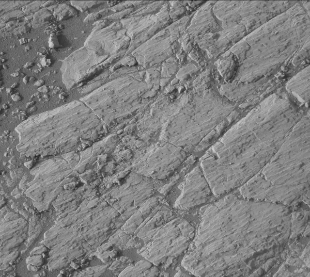 Sol 2747: Mast Camera (Mastcam)