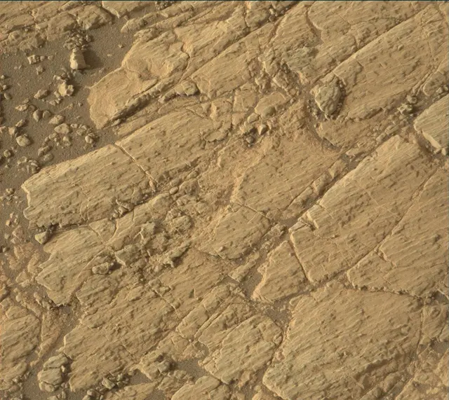 Sol 2747: Mast Camera (Mastcam)