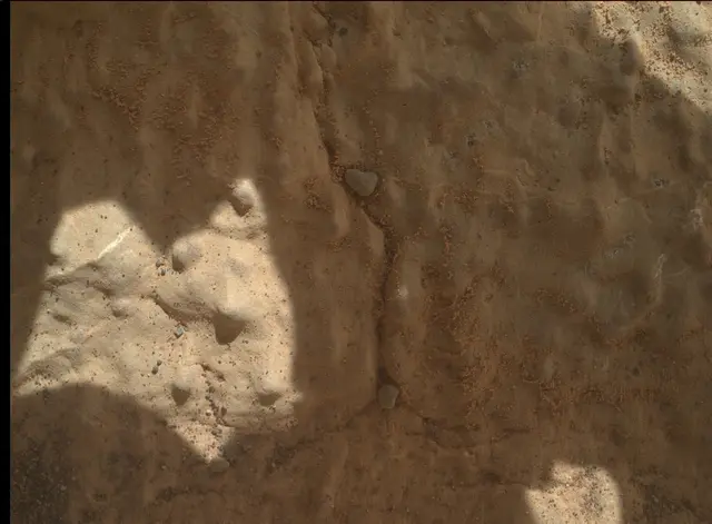 Sol 2747: Mars Hand Lens Imager (MAHLI)