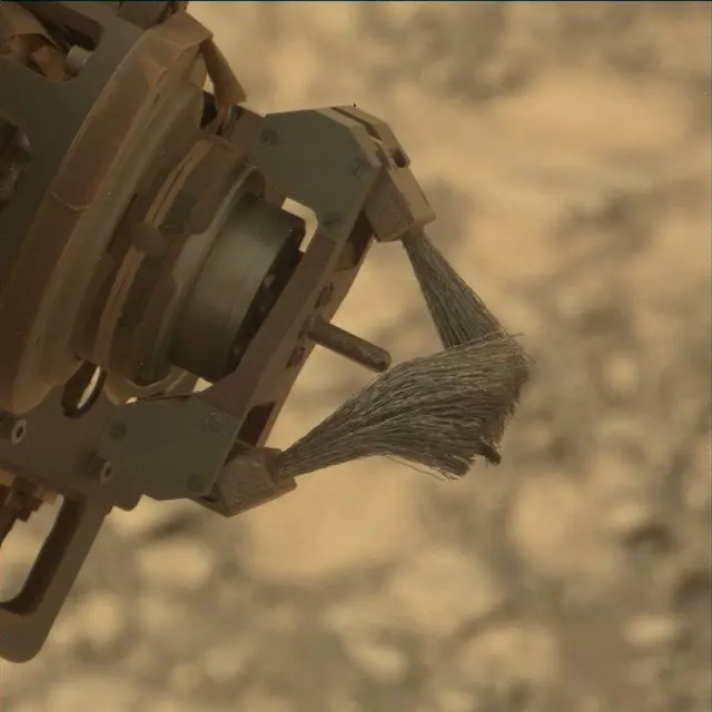 Sol 2749: Mast Camera (Mastcam)
