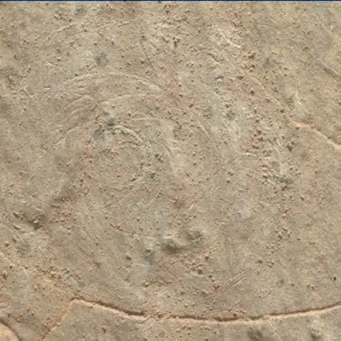 Sol 2749: Mars Hand Lens Imager (MAHLI)