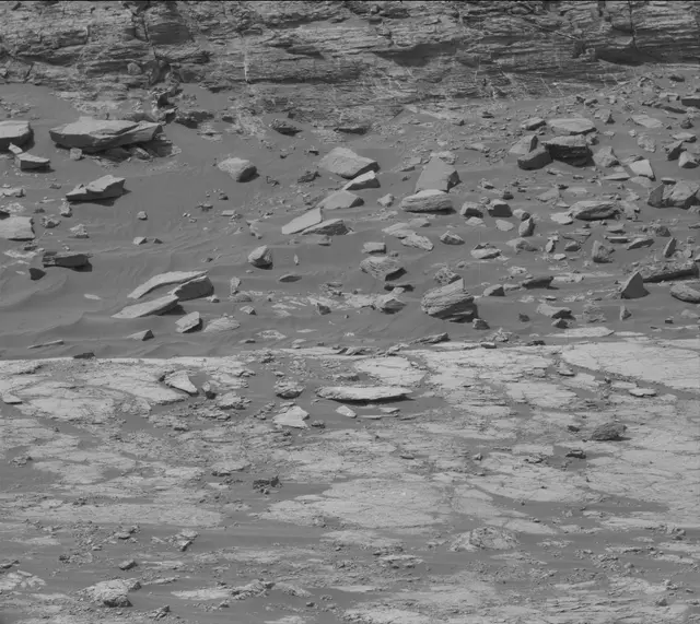 Sol 2750: Mast Camera (Mastcam)
