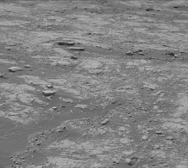 Sol 2750: Mast Camera (Mastcam)