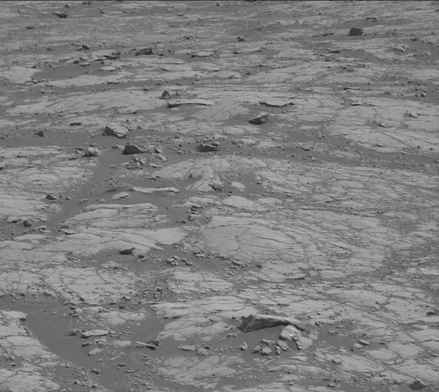 Sol 2750: Mast Camera (Mastcam)