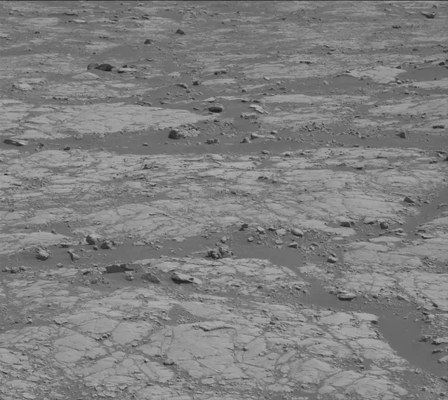 Sol 2750: Mast Camera (Mastcam)