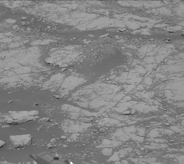 Sol 2750: Mast Camera (Mastcam)