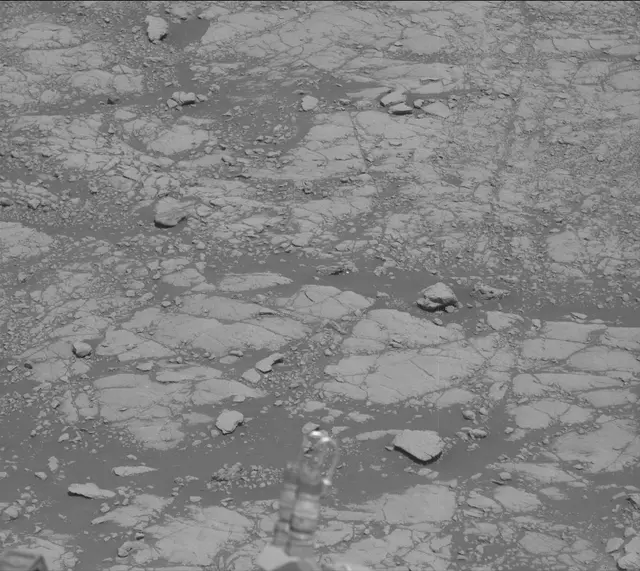 Sol 2750: Mast Camera (Mastcam)
