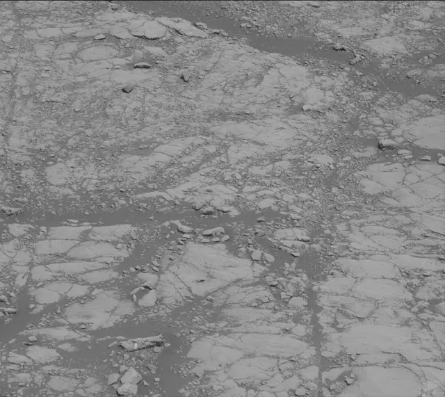 Sol 2750: Mast Camera (Mastcam)
