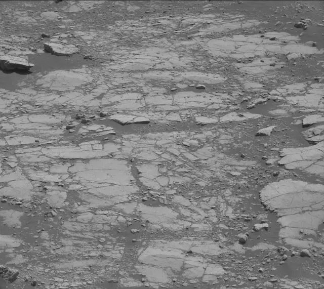 Sol 2750: Mast Camera (Mastcam)