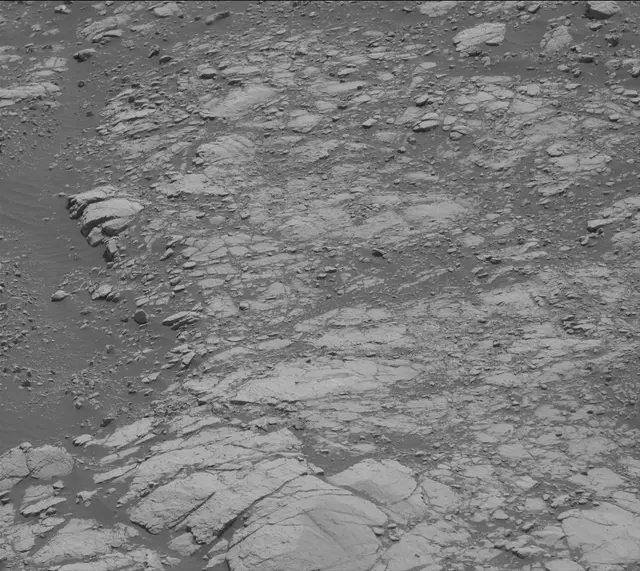 Sol 2750: Mast Camera (Mastcam)