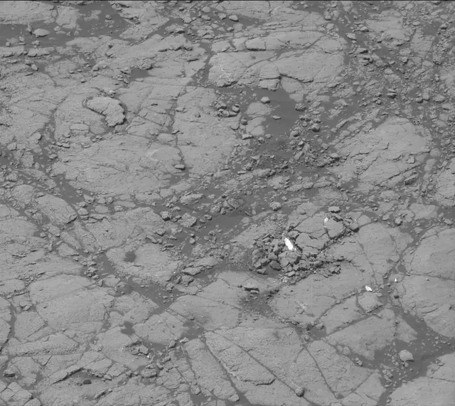 Sol 2750: Mast Camera (Mastcam)