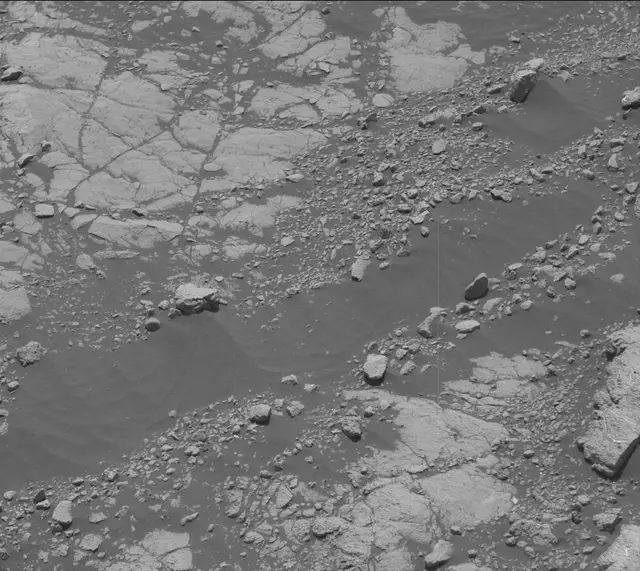 Sol 2750: Mast Camera (Mastcam)