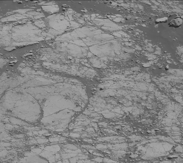 Sol 2750: Mast Camera (Mastcam)