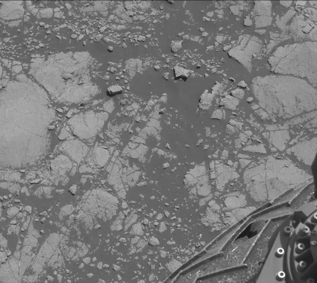 Sol 2750: Mast Camera (Mastcam)