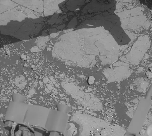 Sol 2750: Mast Camera (Mastcam)
