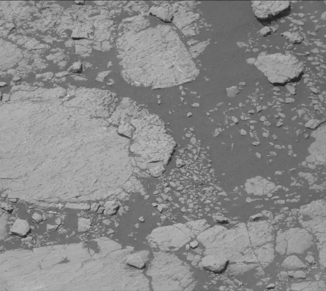 Sol 2750: Mast Camera (Mastcam)