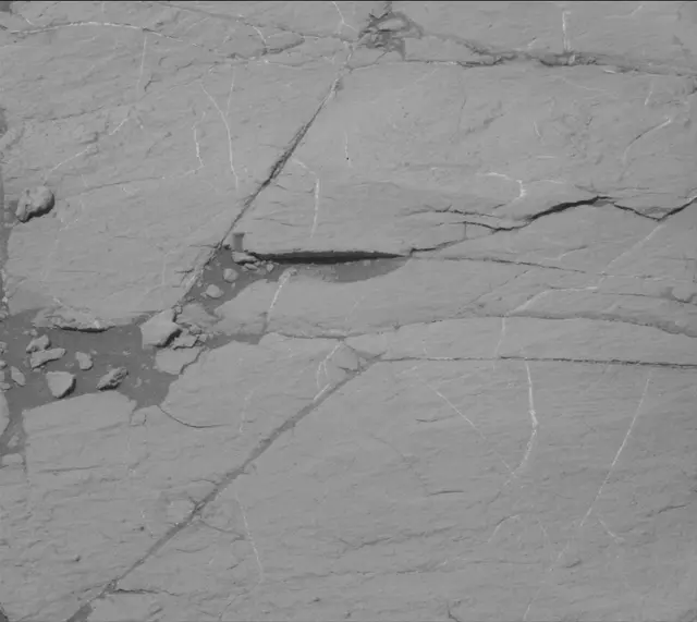 Sol 2750: Mast Camera (Mastcam)