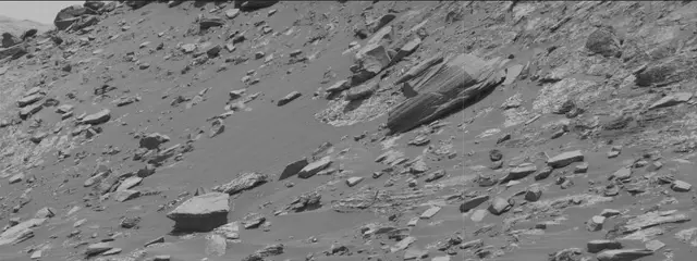 Sol 2751: Mast Camera (Mastcam)