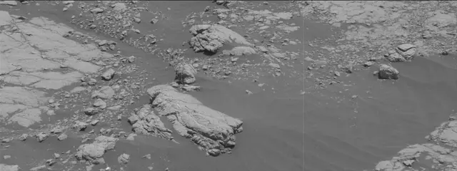 Sol 2751: Mast Camera (Mastcam)