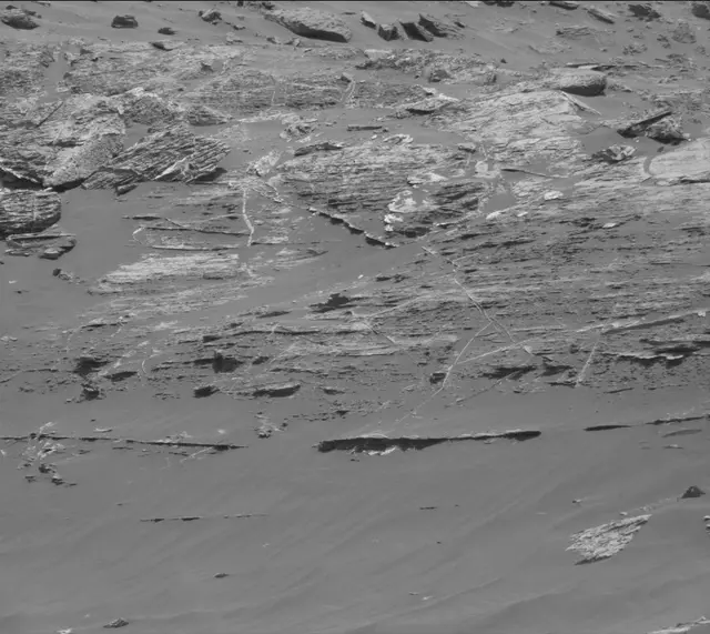 Sol 2751: Mast Camera (Mastcam)