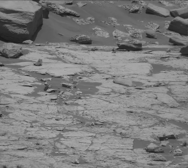 Sol 2751: Mast Camera (Mastcam)