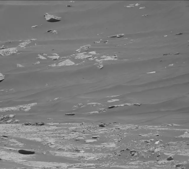 Sol 2751: Mast Camera (Mastcam)