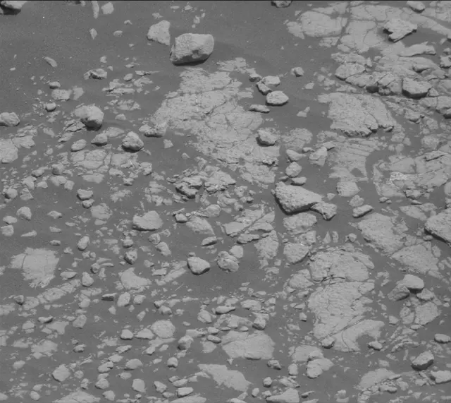 Sol 2751: Mast Camera (Mastcam)