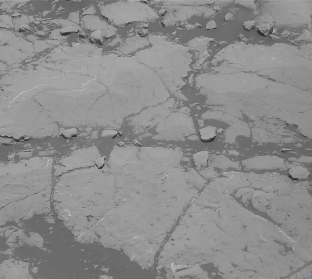 Sol 2751: Mast Camera (Mastcam)