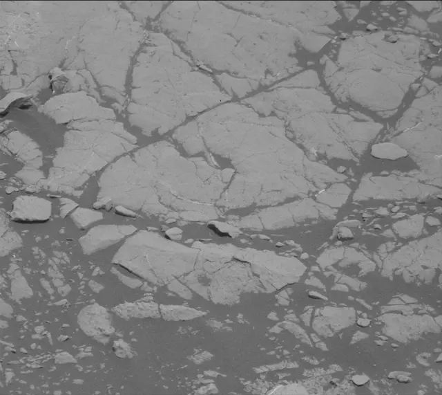 Sol 2751: Mast Camera (Mastcam)