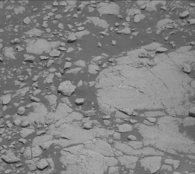 Sol 2751: Mast Camera (Mastcam)