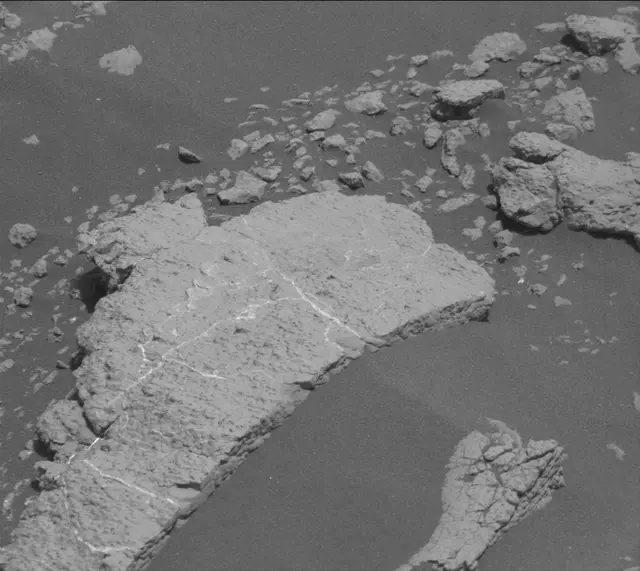 Sol 2751: Mast Camera (Mastcam)