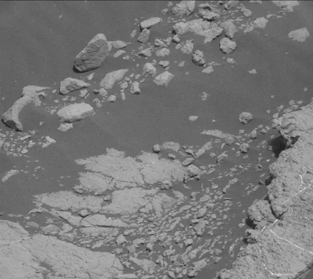 Sol 2751: Mast Camera (Mastcam)